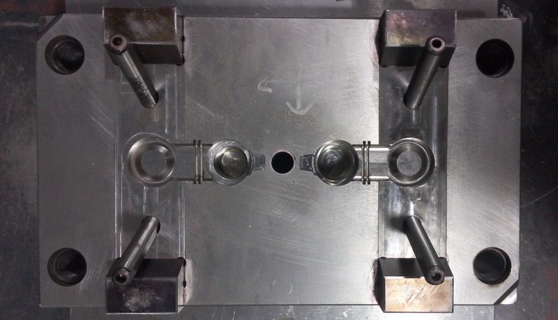 mold with slider