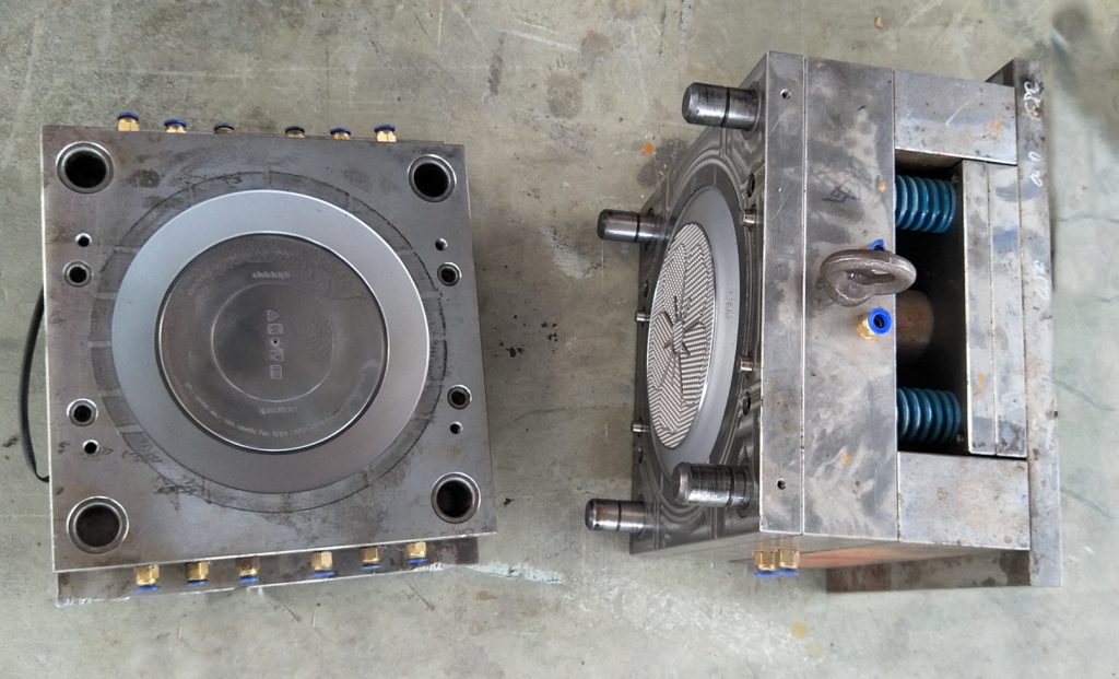 single cavity injection mold