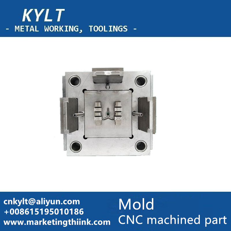 PLASTIC INJECTION MOLD